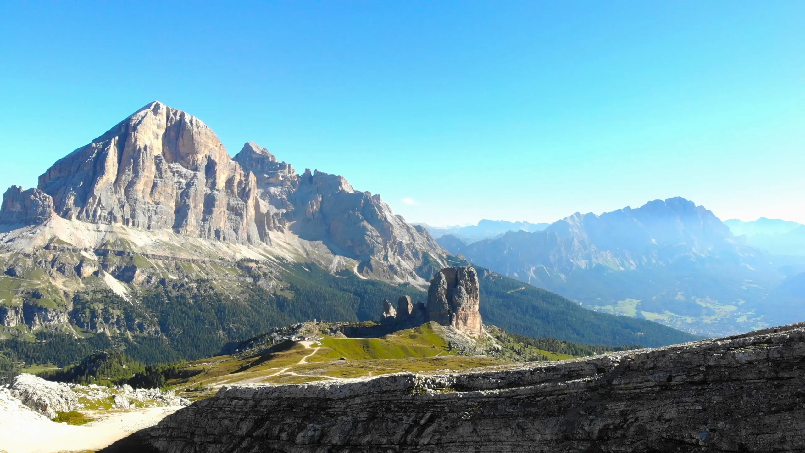 Emozioni sull’anello delle 5 Torri – il centro esatto delle Dolomiti